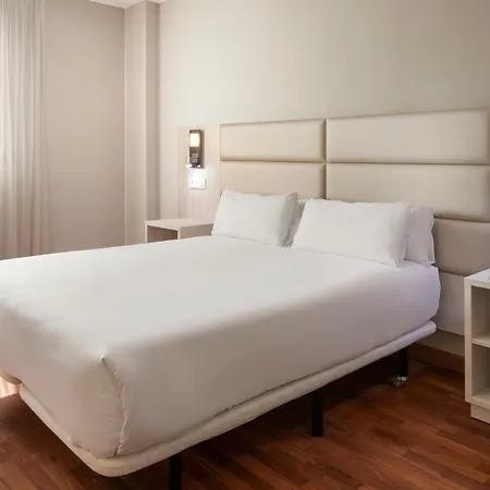 Otel Royal Zaragoza