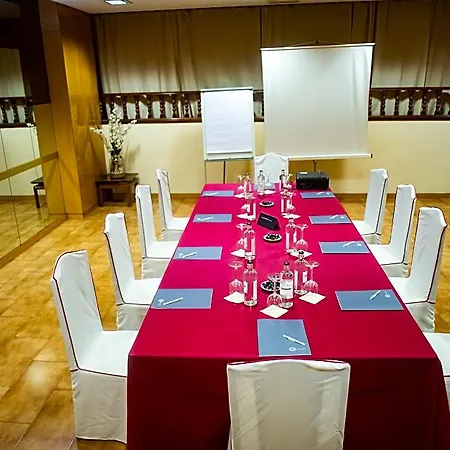 Royal Hotel 3*